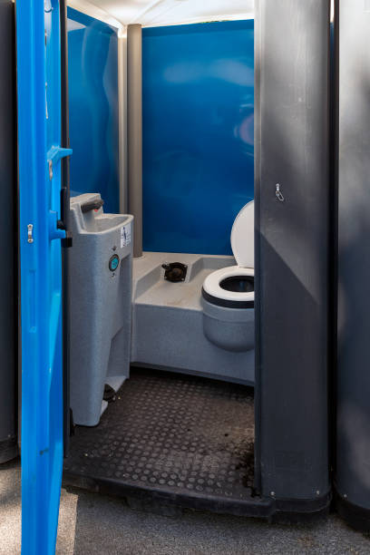 Affordable portable toilet rental in Spackenkill, NY
